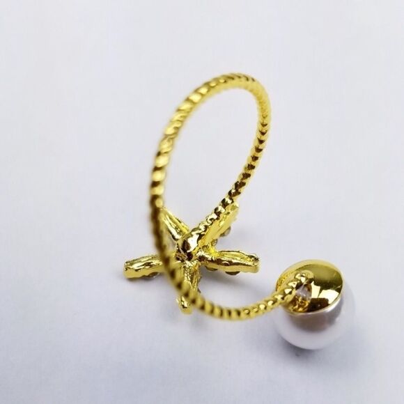 Beautiful CZ Diamond Starfish and Pearl Ring - Picture 3 of 6